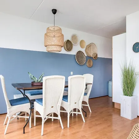 Juliana 40 With Dune Views *